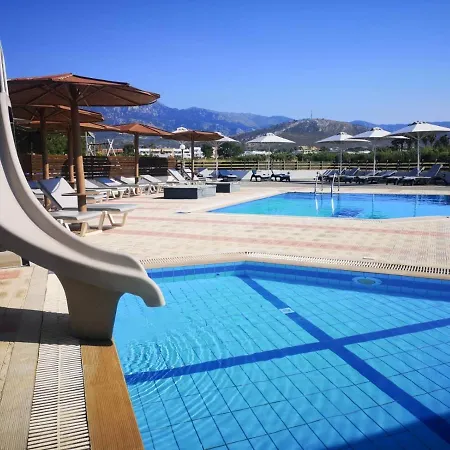 Golden Sun Apart Otel Tigaki