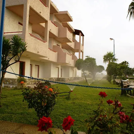 Golden Sun Apart Otel Tigaki