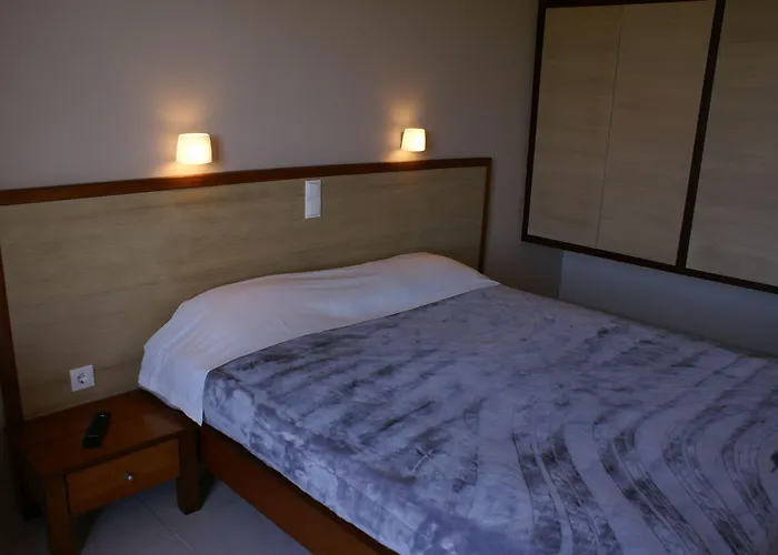 Golden Sun Apart Otel Tigaki