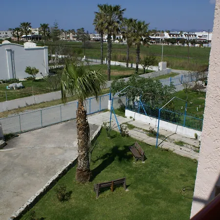 Golden Sun Appart hôtel 2*