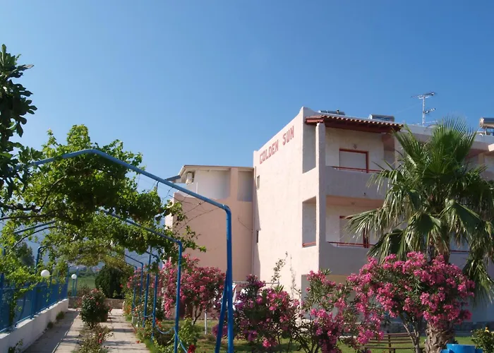 Aparthotel Golden Sun 2*