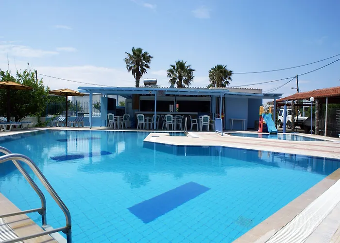 Golden Sun Aparthotel 2*