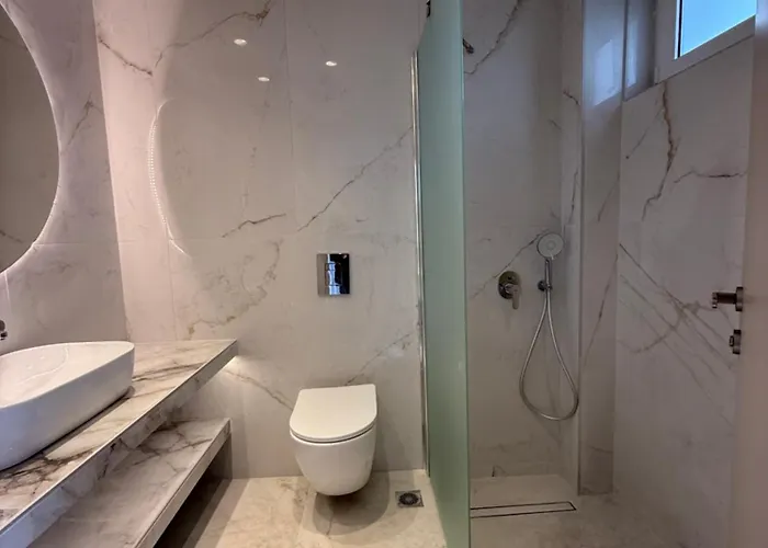 Golden Sun מלון דירות Tigaki