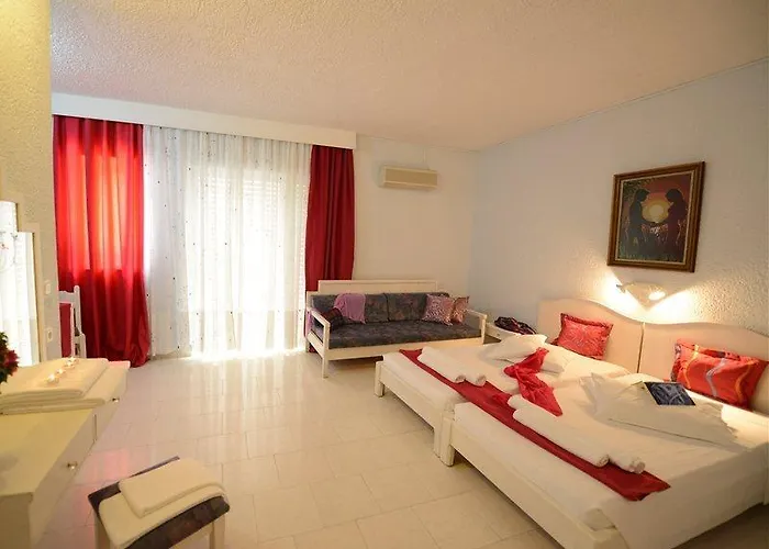 Golden Sun Apart Otel