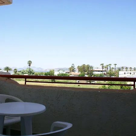 Golden Sun Aparthotel 2*