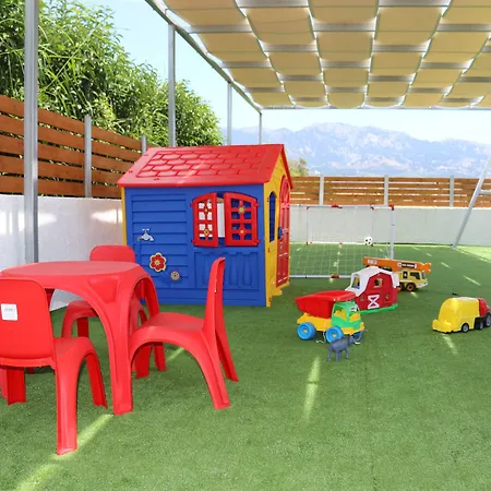 Golden Sun Lejlighedshotel