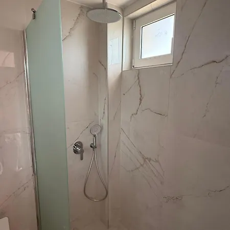 Aparthotel Golden Sun 2*