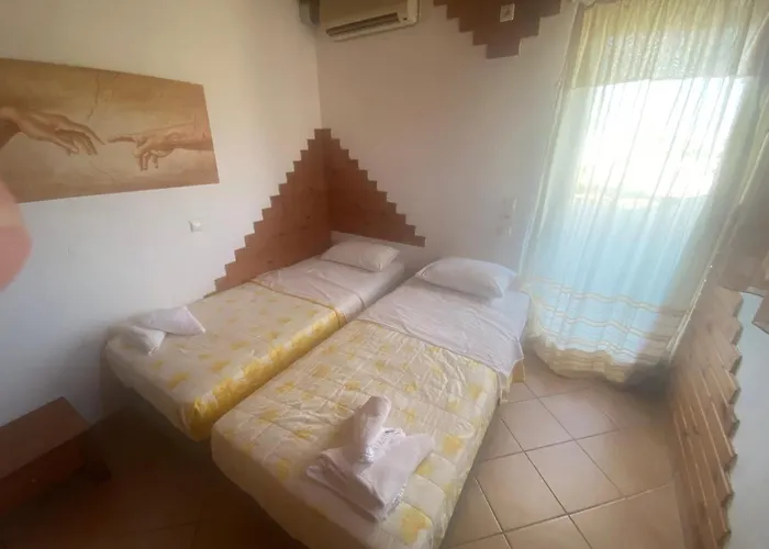 金色阳光酒店 2*