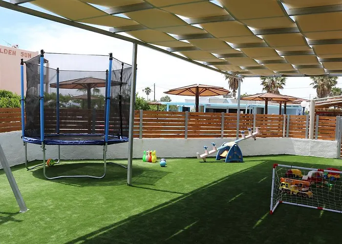 Aparthotel Golden Sun 2*